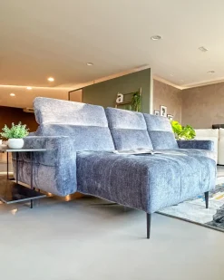 Le Comfort Divano Con penisola modello Divano gillan di a prezzi outlet- Divani