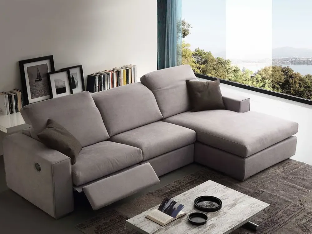 Crippa Salotti Divano con penisola modello Magnum di in offerta- Divani