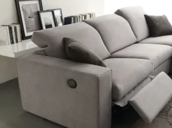 Crippa Salotti Divano con penisola modello Magnum di in offerta- Divani