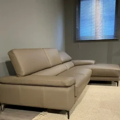 Divano Con penisola Paris a 2740 Euro^Doimo Salotti Online