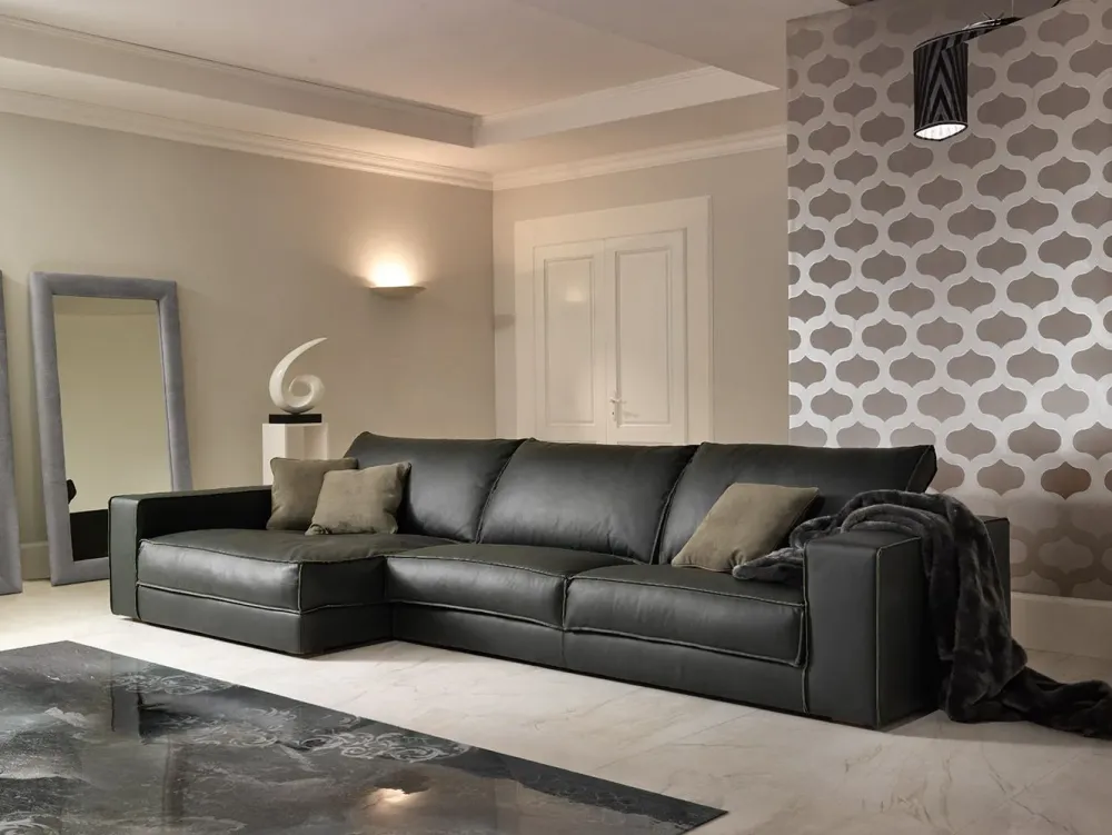 Divano con penisola pelle in misto piuma a prezzo Outlet^Md work New