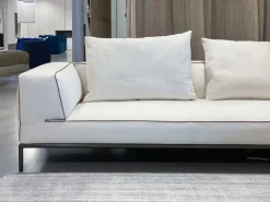 Discount Divano Con penisola Perry up a 9370 Euro Divani