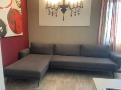 Divano Con penisola Philip 77 a 1700 Euro^Doimo Salotti New