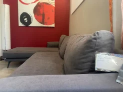 Divano Con penisola Philip 77 a 1700 Euro^Doimo Salotti New