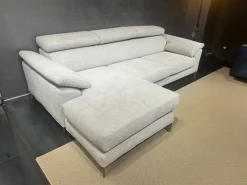 Outlet Divano con penisola Loft PREZZI OUTLET sconto 30% Divani