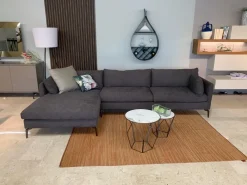 Italiana Divani Divano Con penisola Square a 3850 Euro- Divani