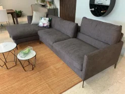 Italiana Divani Divano Con penisola Square a 3850 Euro- Divani