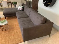 Italiana Divani Divano Con penisola Square a 3850 Euro- Divani