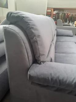 Divano con penisola Sun ad un prezzo vantaggioso^Samoa Hot