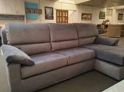 Divano con penisola Sun ad un prezzo vantaggioso^Samoa Hot