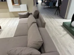 NovaMobili Divano con penisola tessuto in poliuretano   a prezzo Outlet- Divani