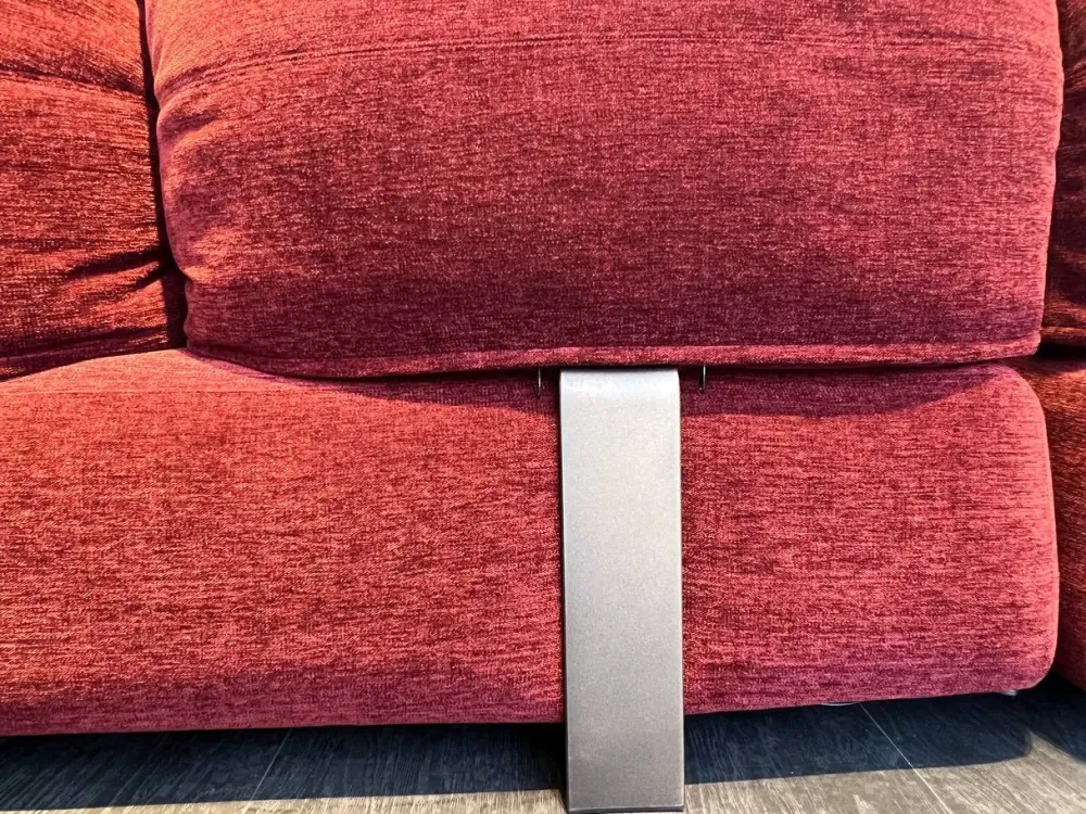 Desirèe Divano Con penisola tessuto modello Ethia di- Divani