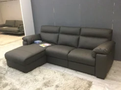 Discount Divano con penisola William a prezzi outlet Divani