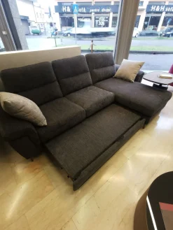 Le Comfort Divano Cupido tessuto in poliuretano   in Offerta Outlet- Divani