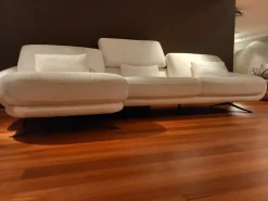 Calia Divano da 4 posti modello Modello regal_e di scontato- Divani