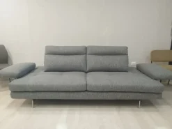 Calia Divano da 3 posti modello Divano toby wing spedibile di scontato- Divani