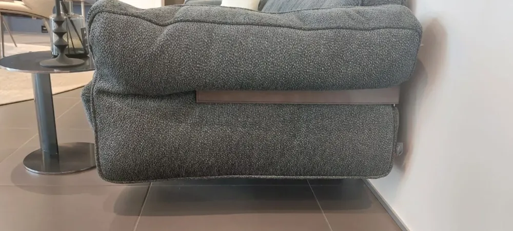 New Divano da 3 posti modello Close to me di scontato Divani