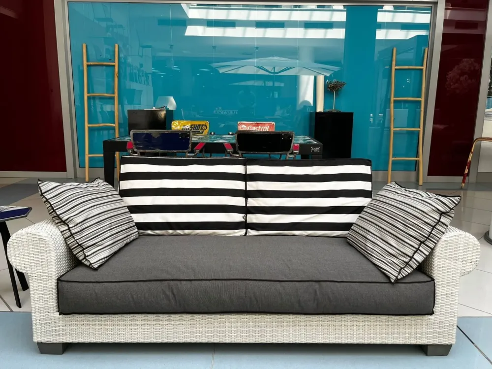 Gervasoni Divano da giardino Inout in offerta. Acquista ora!- Divani Da Giardino