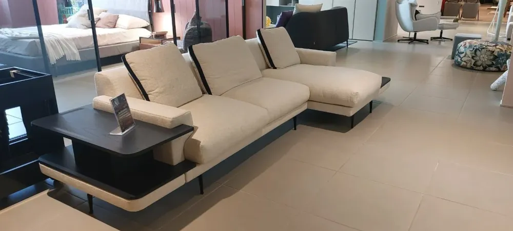 Divano design tessuto Gilmur di con sconto del - 50%^Busnelli Best