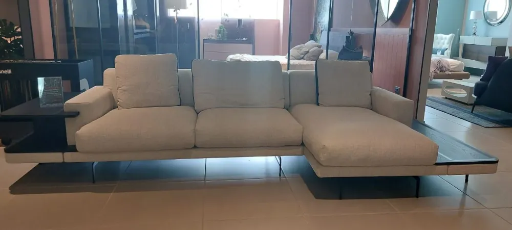 Divano design tessuto Gilmur di con sconto del - 50%^Busnelli Best