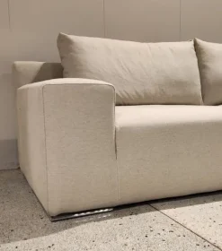 Outlet Divano design tessuto Pronta consegna divano in fibralatex di con sconto del - 40% Divani