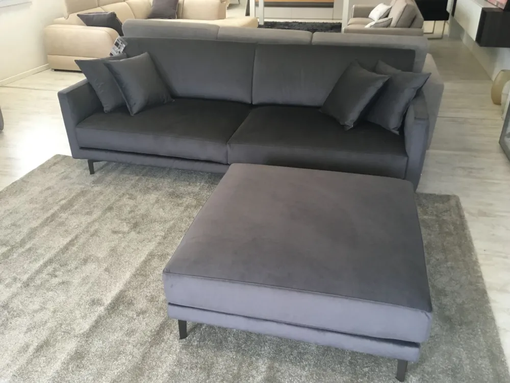 Divano Divano componibile mod. bart a prezzo outlet : con uno SCONTO ESCLUSIVO del 30%^Doimo Salotti Outlet