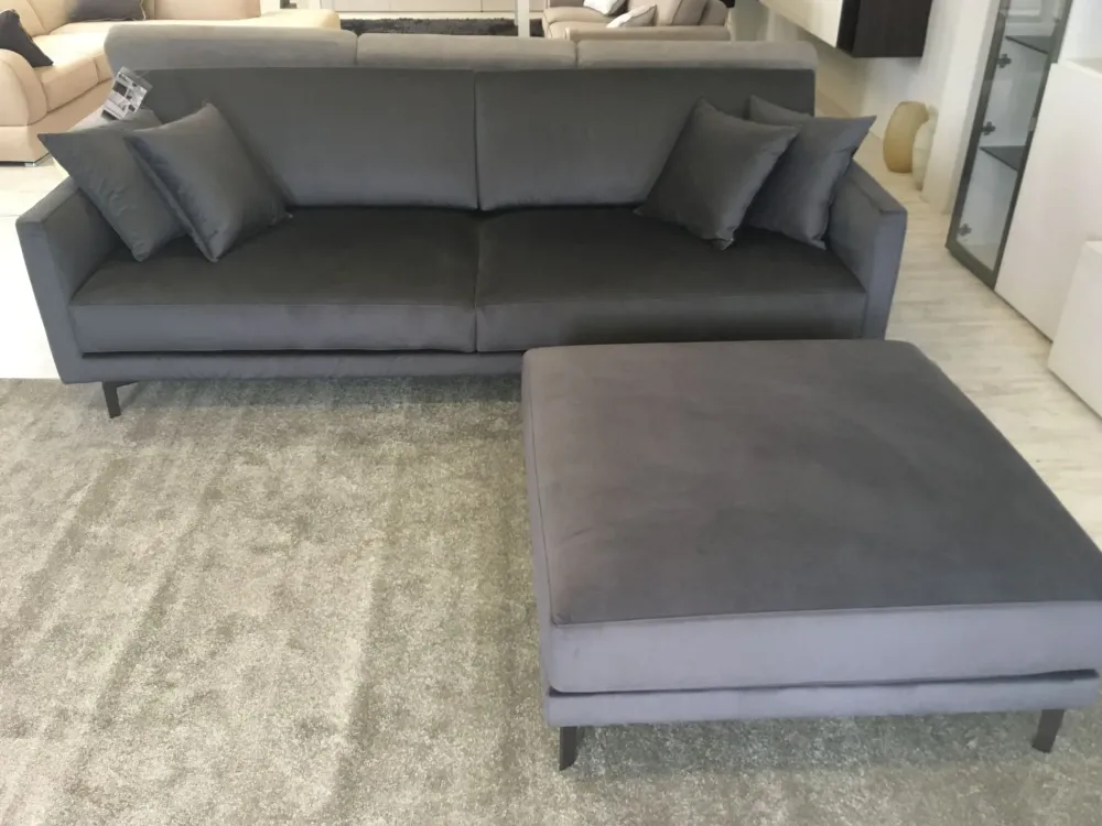 Divano Divano componibile mod. bart a prezzo outlet : con uno SCONTO ESCLUSIVO del 30%^Doimo Salotti Outlet