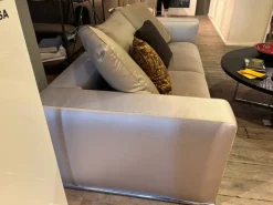 Online Divano Divano fendi ecopelle in poliuretano in Offerta Outlet Divani