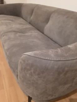 Divano Divano fisso 3 posti pelle vintage pelle in poliuretano a prezzo scontato^Artigianale Hot