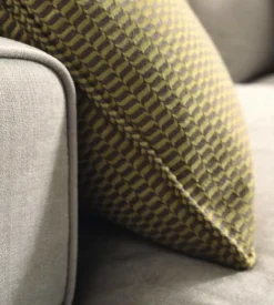 Best Divano Divano in piuma modello fenice : con uno SCONTO ESCLUSIVO del 45% Divani