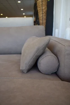 Egoitaliano Divano Divano masù microfibra in poliuretano   a prezzo Outlet- Divani