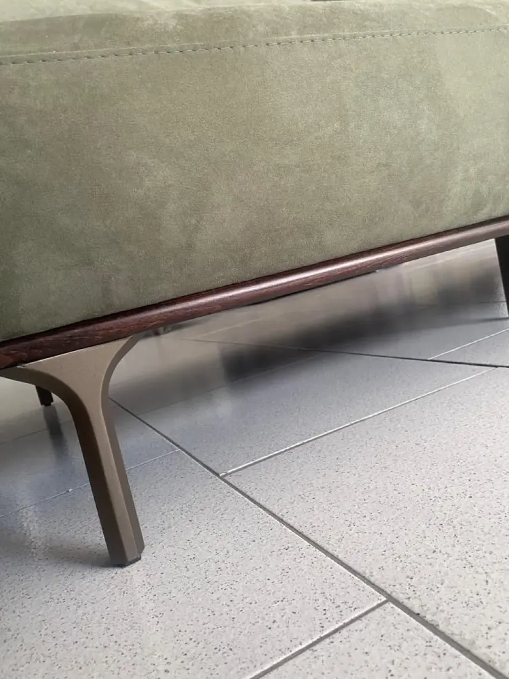 Md work Divano Divano mod italia in nabuko anti macchia a PREZZO OUTLET scontato del 52%- Divani