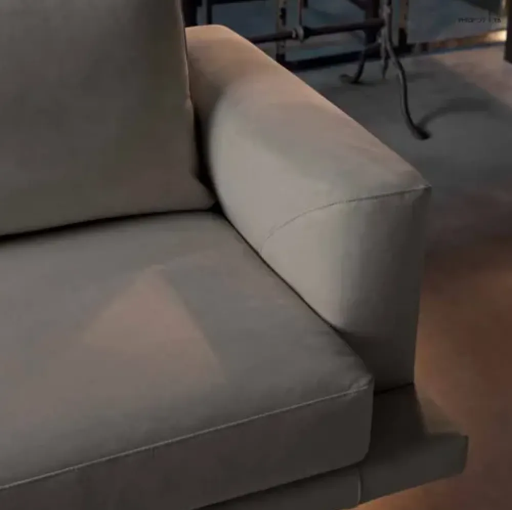 Outlet Divano Doimo modello Philip 77 scontato del 40% Divani