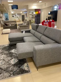 Hot Divano Fred di in stile moderno a prezzo scontato Divani