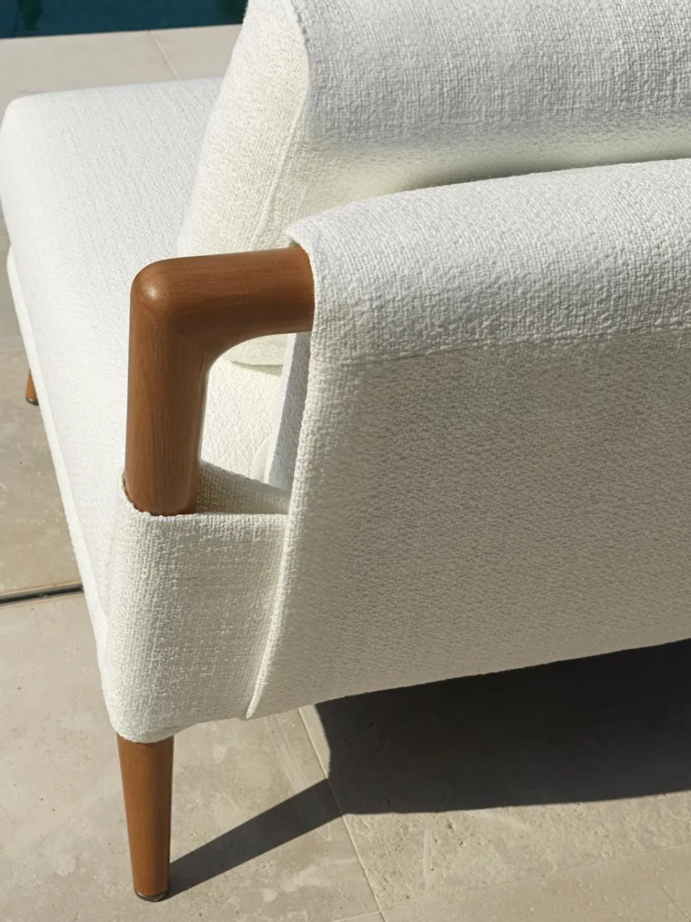 Sale Divano Gaudì in stile Design Con schienale a prezzi outlet Divani