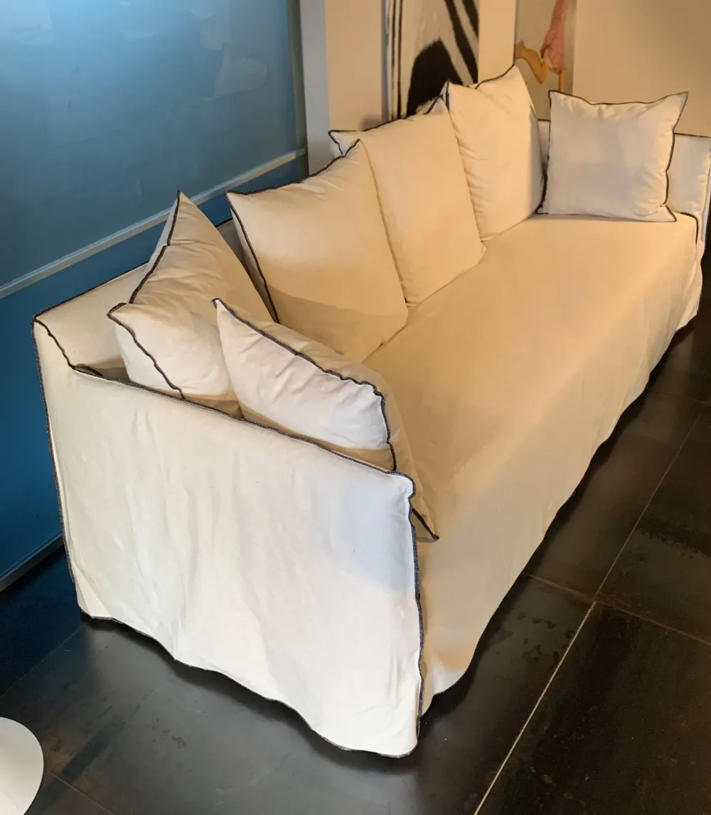 Clearance Divano Ghost 12 in OFFERTA - 26% Divani