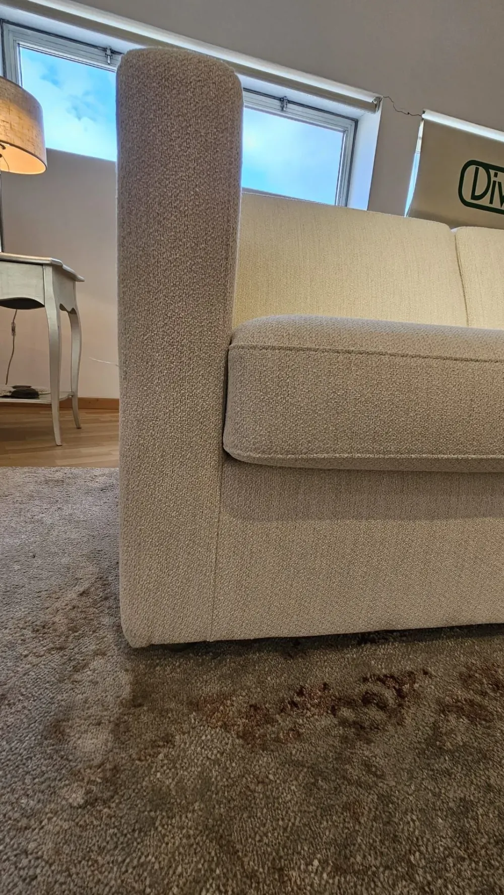 Online Divano Giorgy di in stile moderno a prezzo scontato Divani