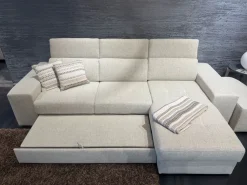 Outlet Divano Gloria tessuto in poliuretano   a prezzo scontato Divani