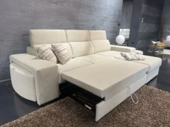 Outlet Divano Gloria tessuto in poliuretano   a prezzo scontato Divani