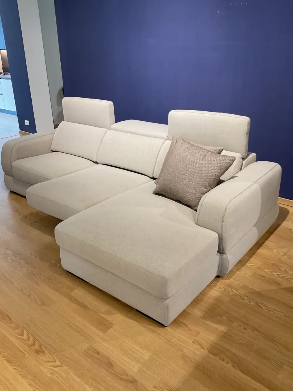 Sale Divano Graffiti tessuto in poliuretano a prezzo scontato Divani