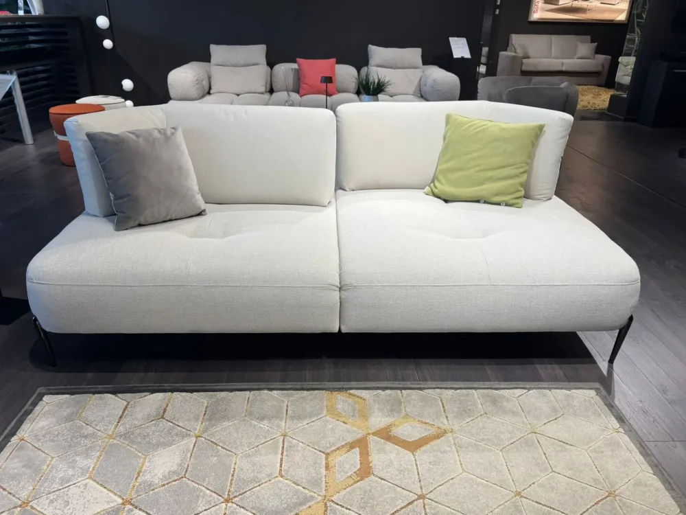 Discount Divano Hesperia in Tessuto non sfoderabile di scontato 39% Divani