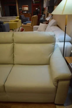 Collezione esclusiva Divano Ilaria in Tessuto sfoderabile  di scontato 60%- Divani