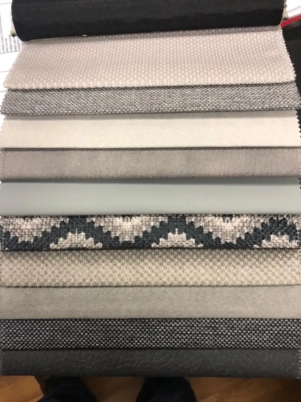 Crippa Salotti Divano In in Tessuto sfoderabile di scontato 29%- Divani