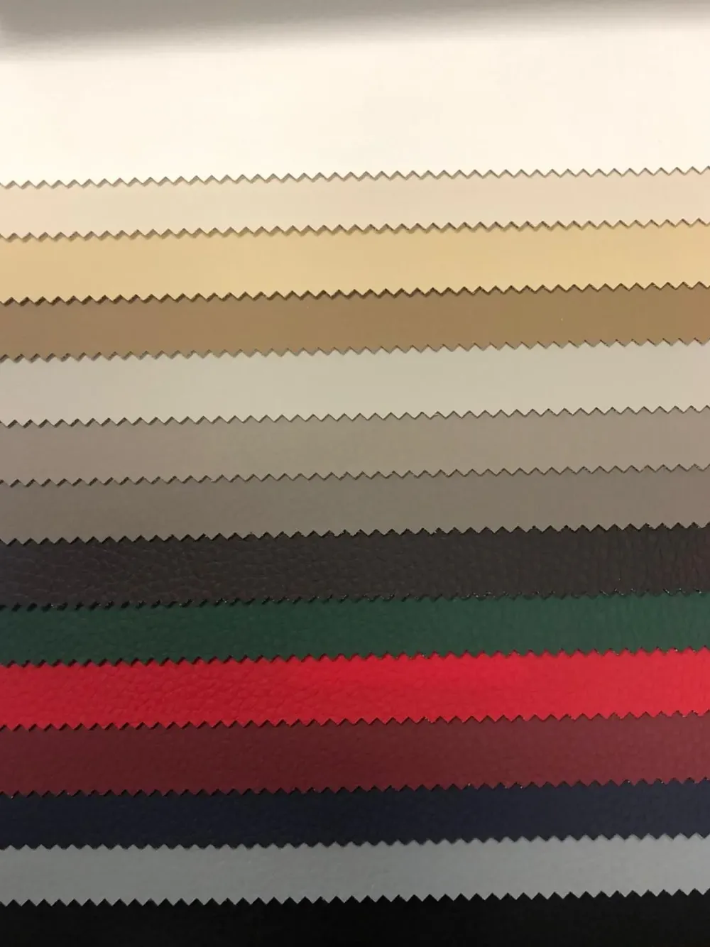 Crippa Salotti Divano In in Tessuto sfoderabile di scontato 29%- Divani