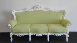 Collezione esclusiva Divano in laccato e tessuto della ditta Piermaria scontato del -50%- Divani