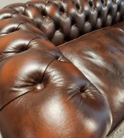 Hot Divano in Pelle stile classico modello Divano chester in pelle anticata pronta consegna scontato - 45% Divani