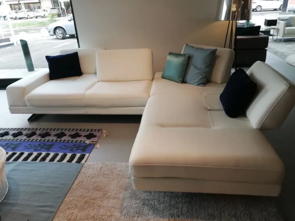 Online Divano in Pelle stile design modello Movie scontato - 31% Divani