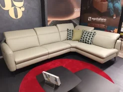 Clearance Divano in Pelle stile moderno modello Dusk scontato - 35% Divani