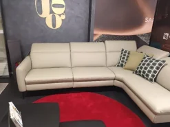 Clearance Divano in Pelle stile moderno modello Dusk scontato - 35% Divani