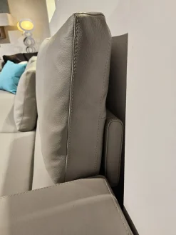 Divanidea Divano in Pelle stile moderno modello Horizon scontato - 32%- Divani